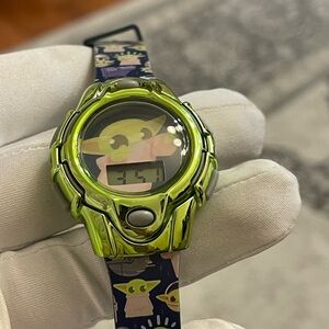 STAR WARS MANDALORIAN THE CHILD WATCH GROGU BABY YODA LIGHT UP ACCUTIME